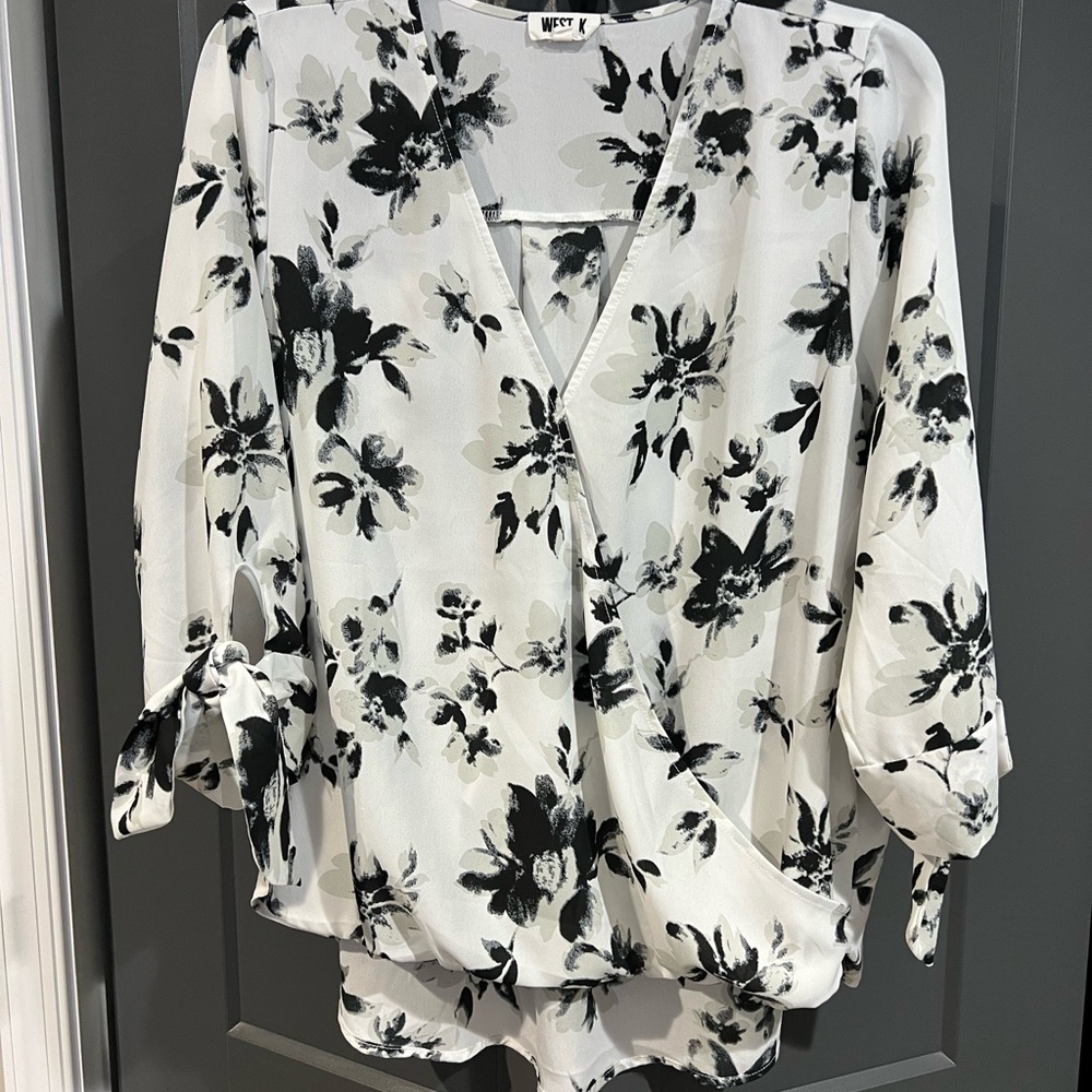 West k brand White and Black Floral Women's Top